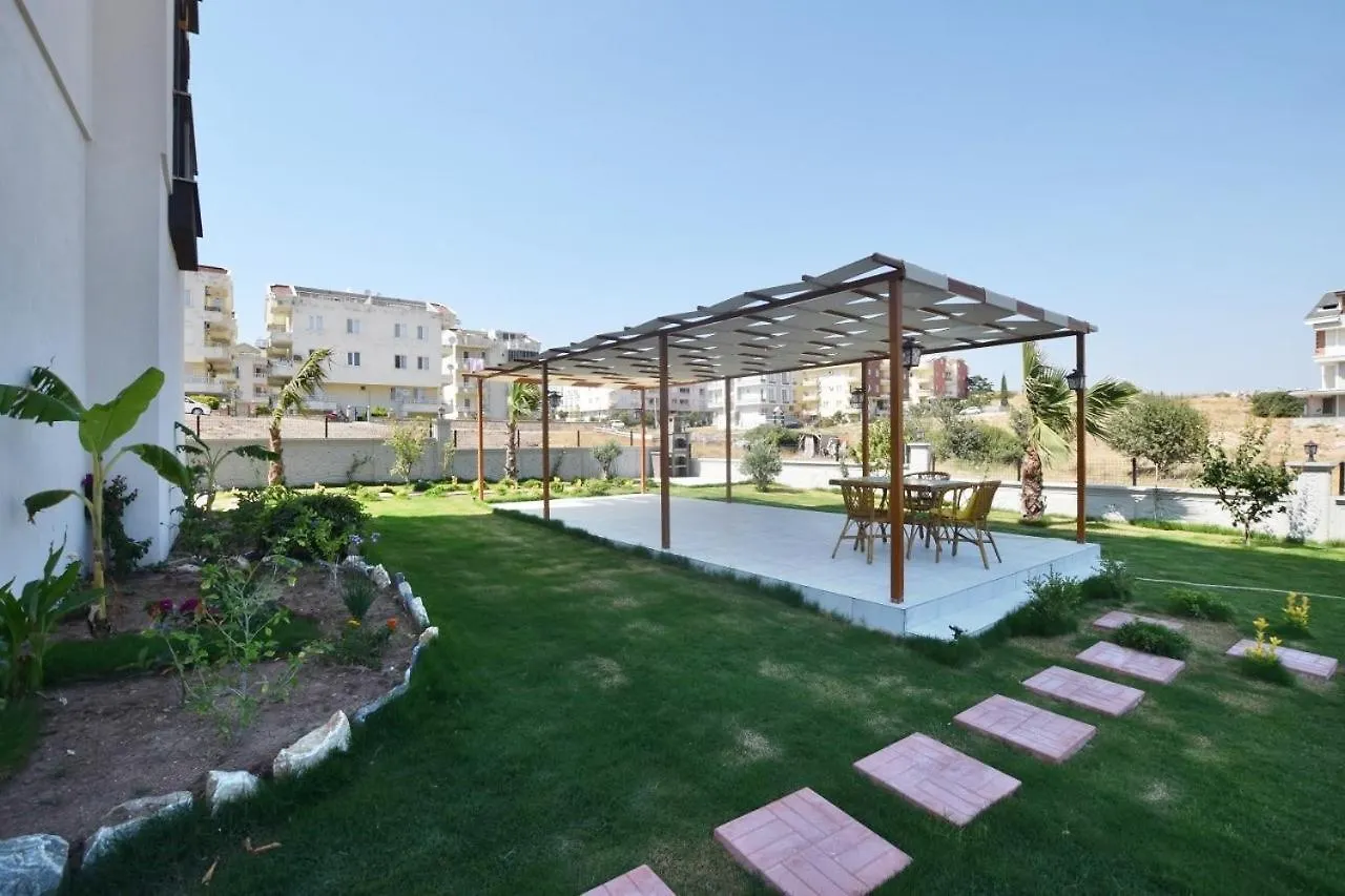 Apartment Polat Sun - Modern 2 Bedroom Aparment, Didim, Altinkum